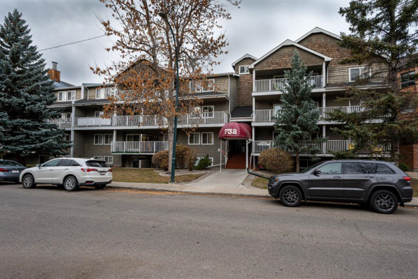 732 57 Avenue SW, Calgary