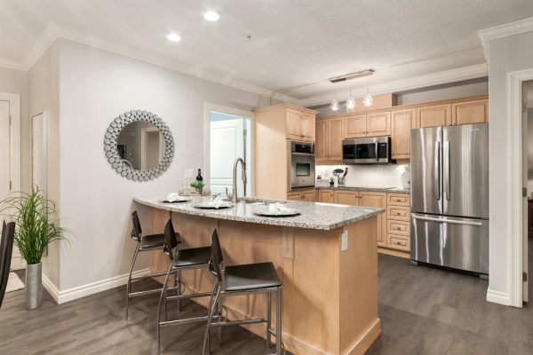60 24 Avenue SW, Calgary