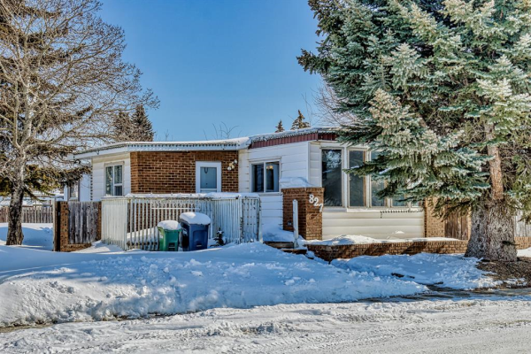 827 Bay Road, Strathmore