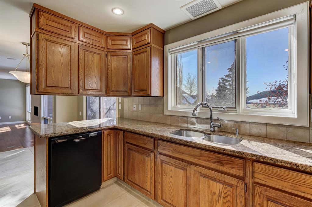 Listing A2032666 - Large Photo # 12