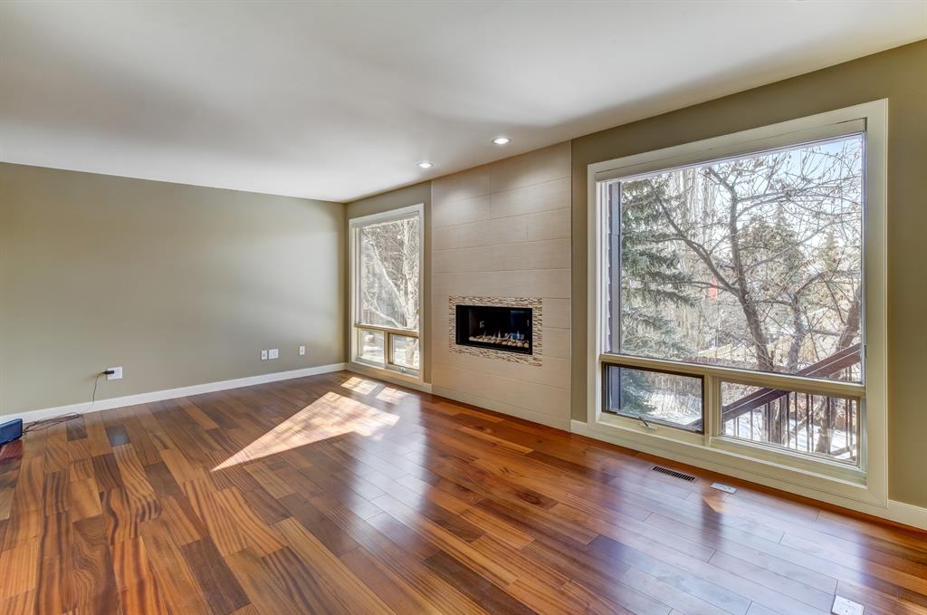 Listing A2032666 - Large Photo # 15