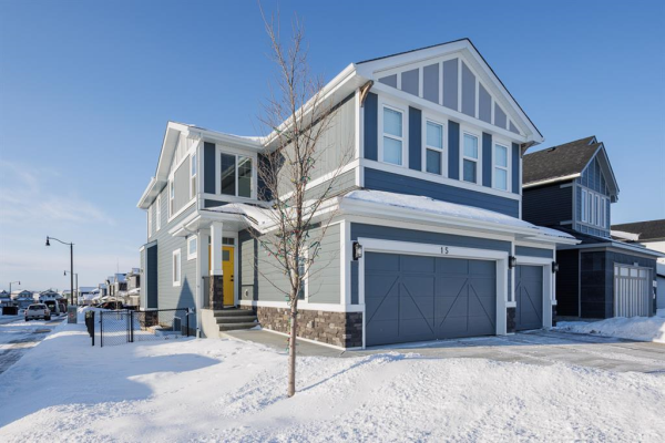 15 Ranchers View, Okotoks