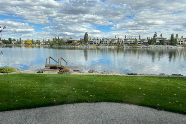 95 Mckenzie Lake View SE, Calgary