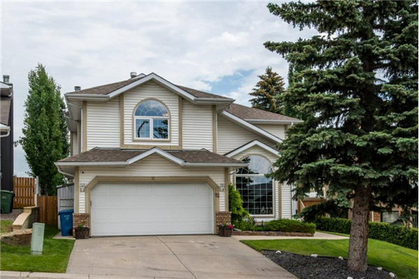 12 Douglas Woods View SE, Calgary