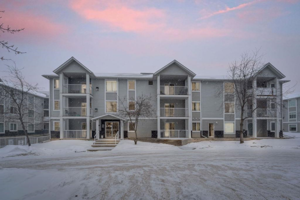 5305 Valleyview Park SE, Calgary