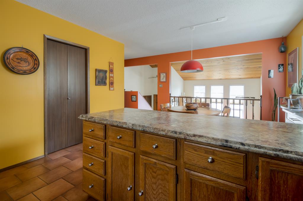 Listing A2033677 - Large Photo # 15