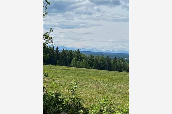 31067 Range Road 51, Rural Mountain View County