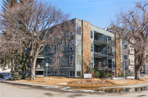 3422 Parkdale Boulevard NW, Calgary