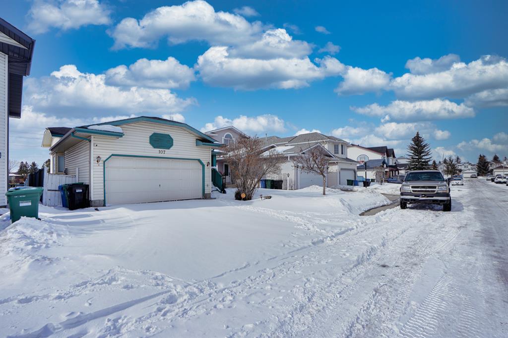Listing A2034751 - Large Photo # 2