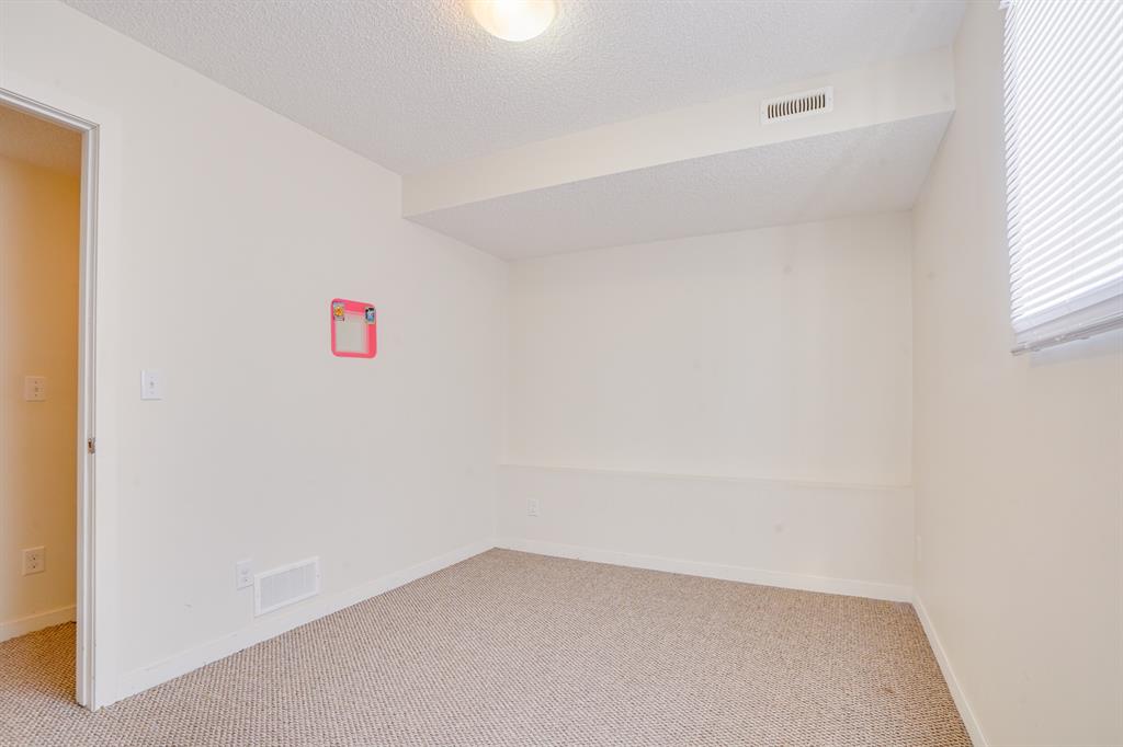 Listing A2034751 - Large Photo # 40