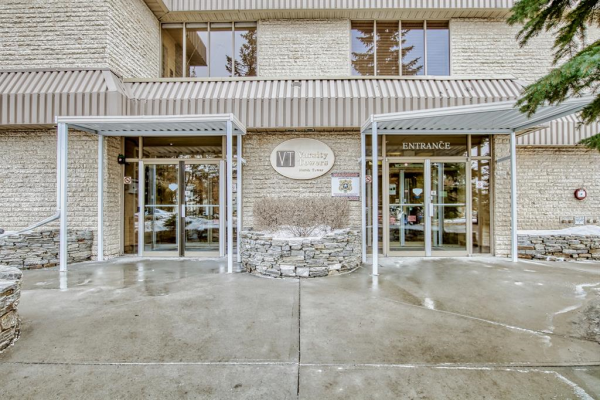 4603 Varsity Drive NW, Calgary