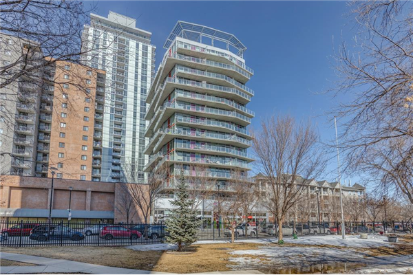 624 8 Avenue SE, Calgary