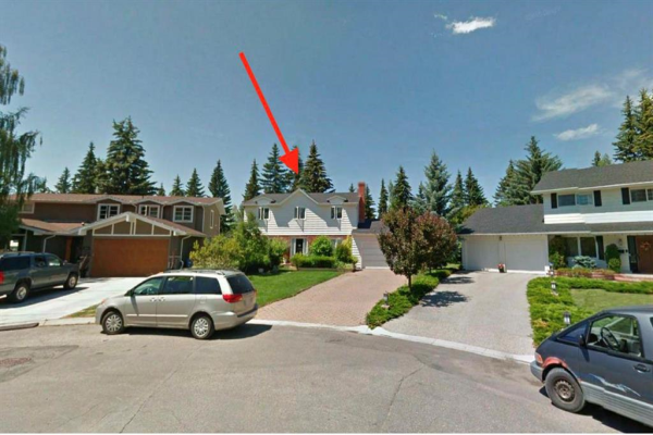 6823 Lawrence Court SW, Calgary