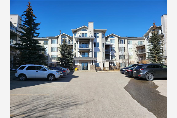 345 Rocky Vista Park NW, Calgary