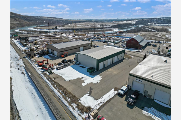 38 Griffin Industrial Point, Cochrane