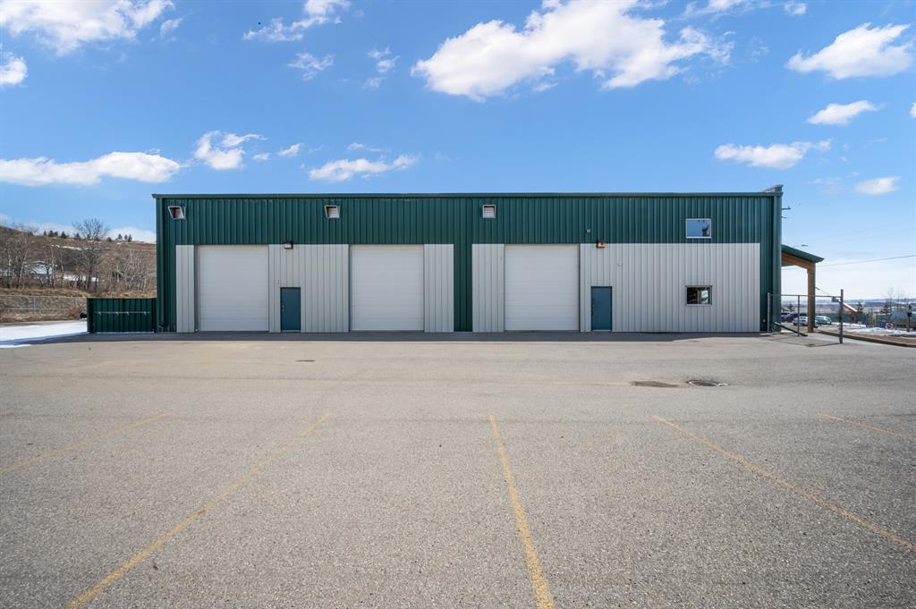 38 Griffin Industrial Point