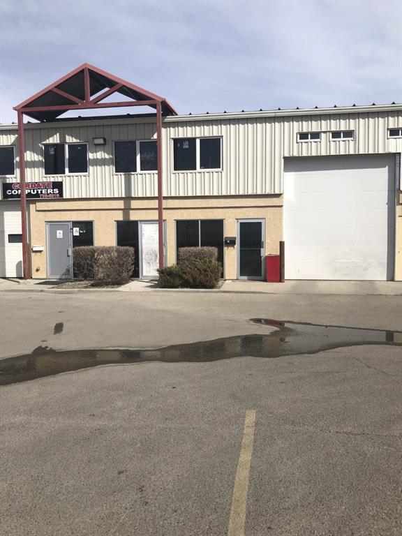 3610 50 Avenue SE, #11