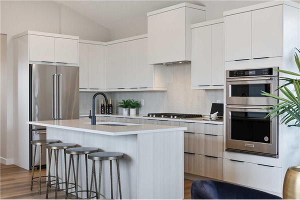 240 Edith Walk NW, Calgary