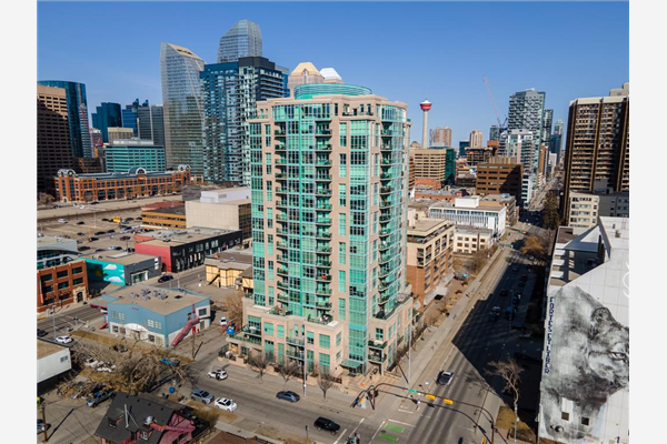 788 12 Avenue SW, Calgary