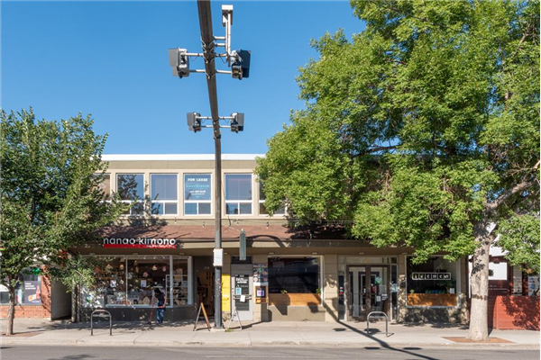 215-217 10 Street NW, Calgary