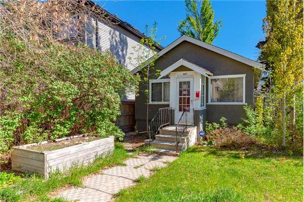 307 15 Avenue NE, Calgary