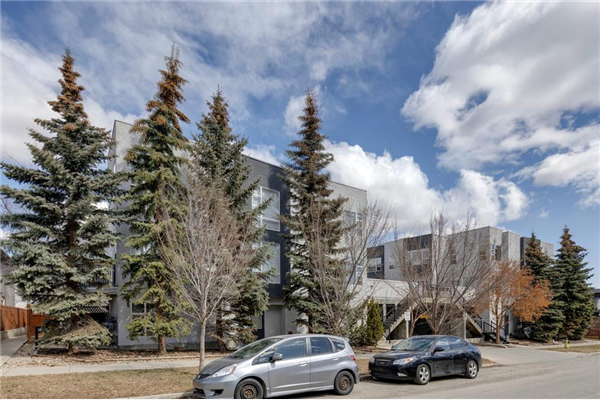 2040 35 Avenue SW, Calgary