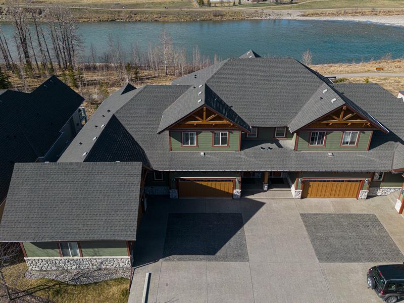 14 Riviera Way