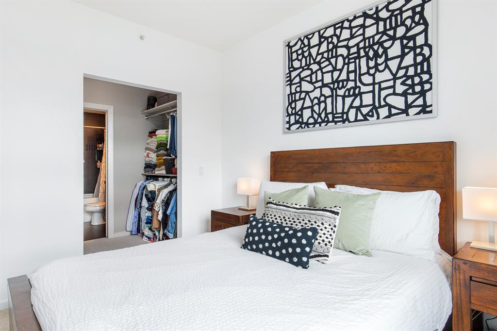 210 15 Avenue SE, #806