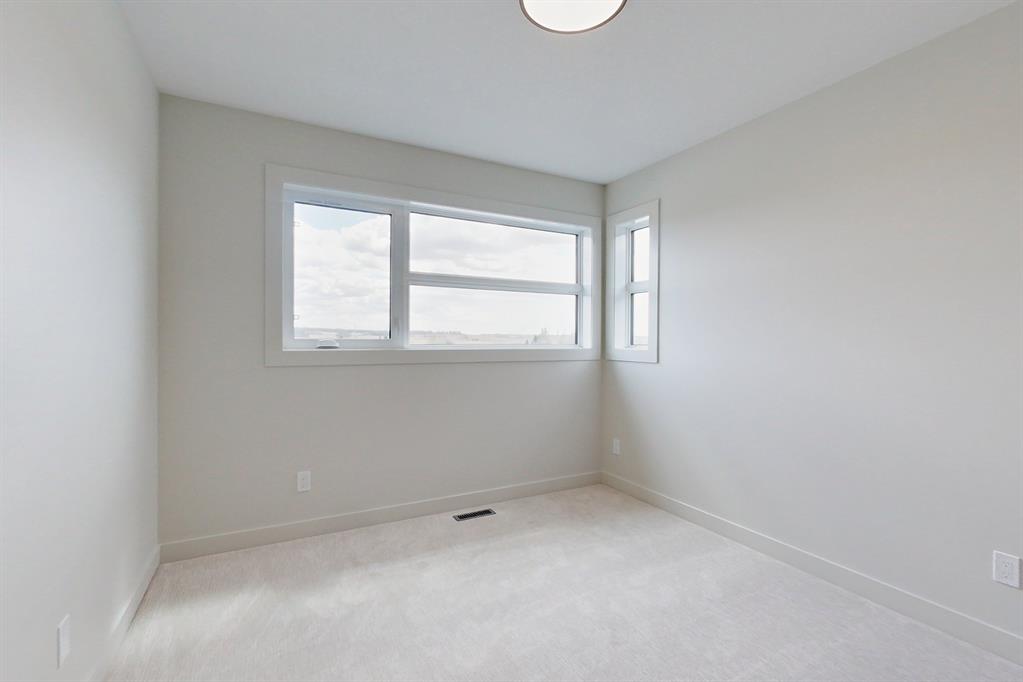 Listing A2043932 - Large Photo # 27