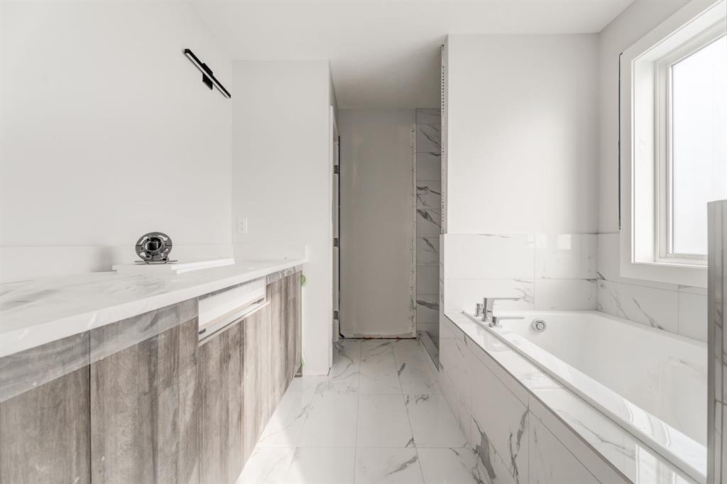 20 Quartz Crescent