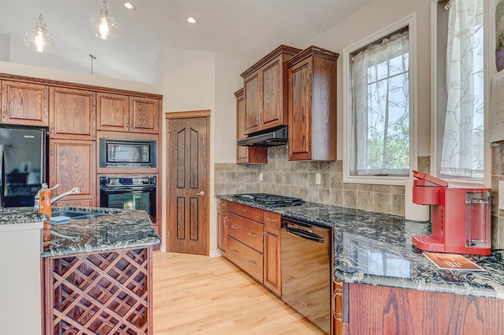 51 Cranridge Bay SE