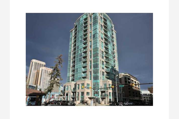 788 12 Avenue SW, Calgary