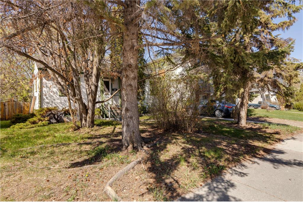 1827 15 Street SW, Calgary