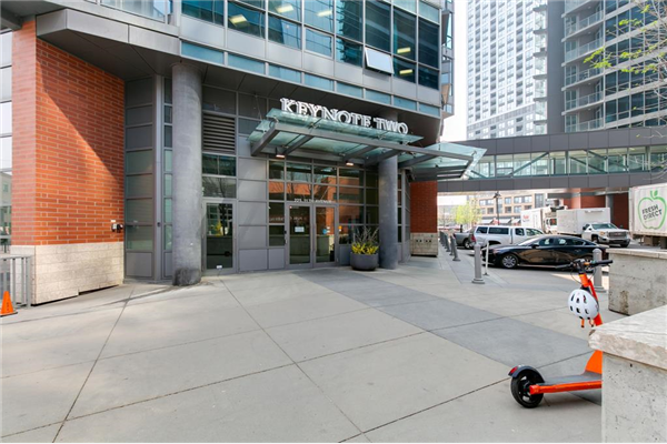 225 11 Avenue SE, Calgary