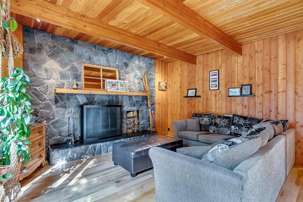 Listing A2049076 - Large Photo # 12