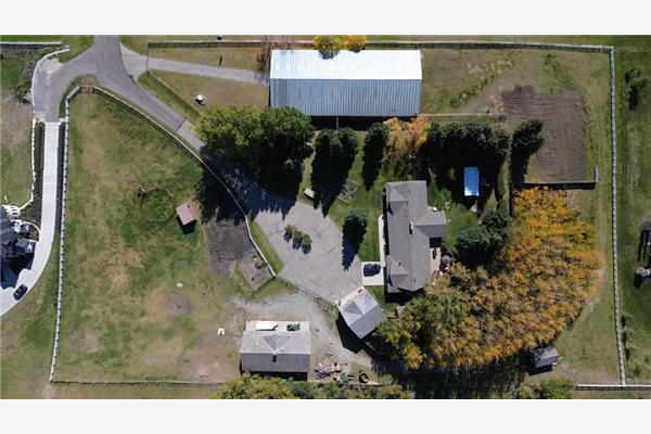 31020 Woodland View, Rural Rocky View County