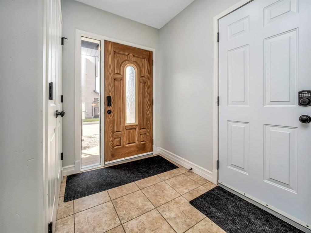 Listing A2049875 - Large Photo # 3