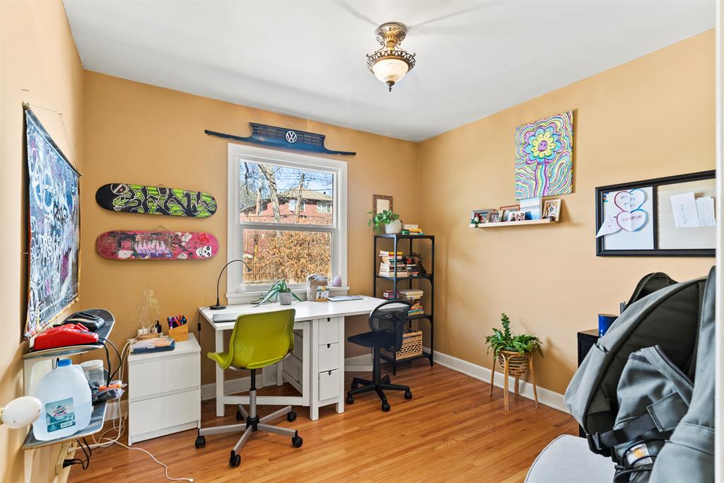 Listing A2049958 - Large Photo # 15