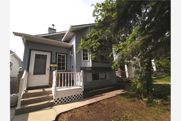 55 Harvest Gold Circle NE, Calgary