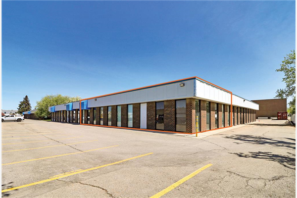 1331 44 Avenue NE, Calgary