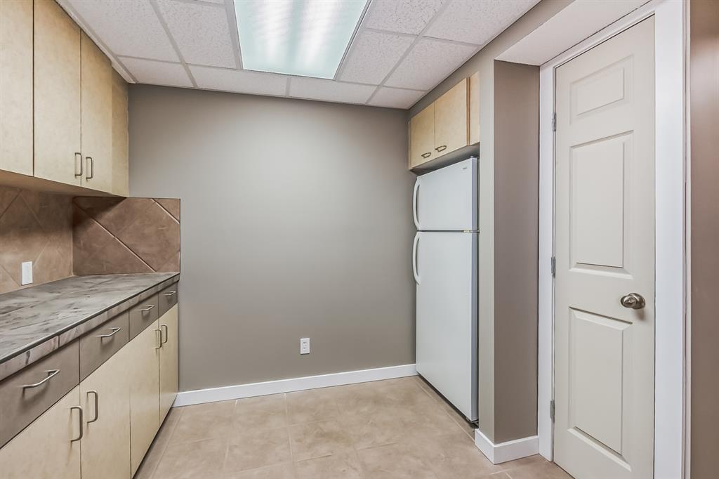 Listing A2051793 - Large Photo # 30