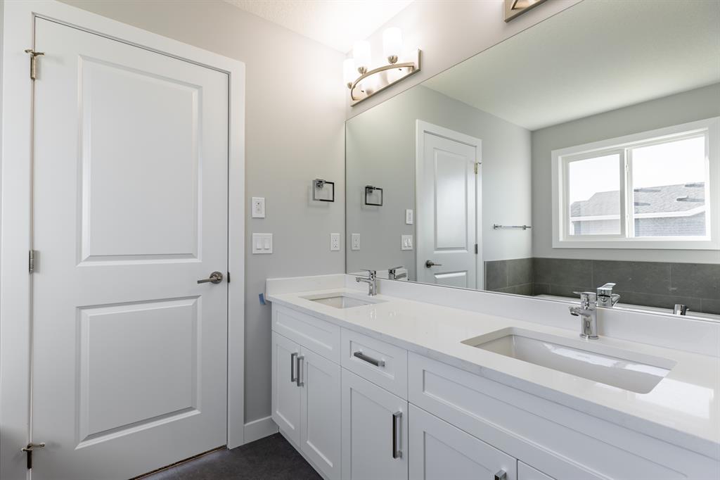 547 Clydesdale Way