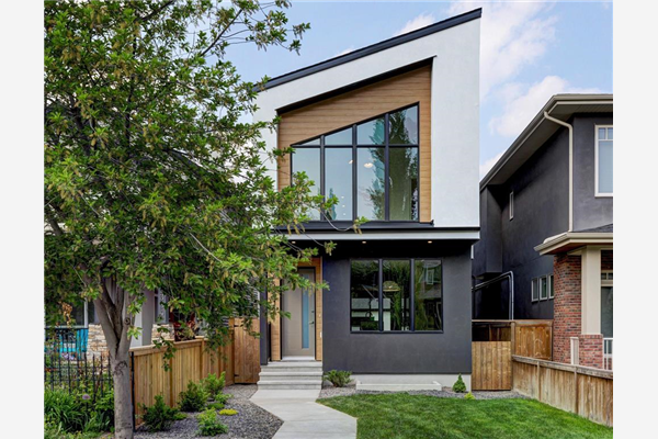2332 3 Avenue NW, Calgary