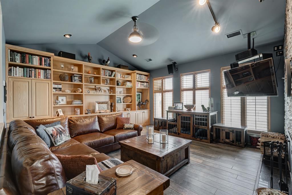 Listing A2053338 - Large Photo # 19