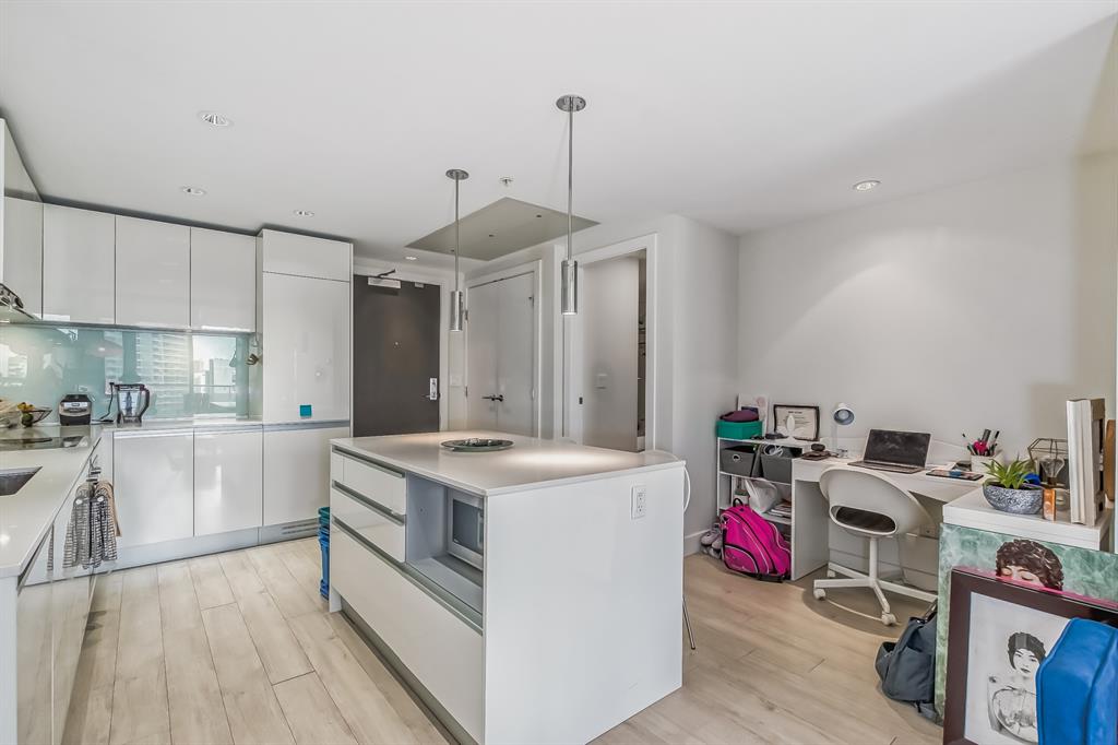 1188 3 Street SE, #1008