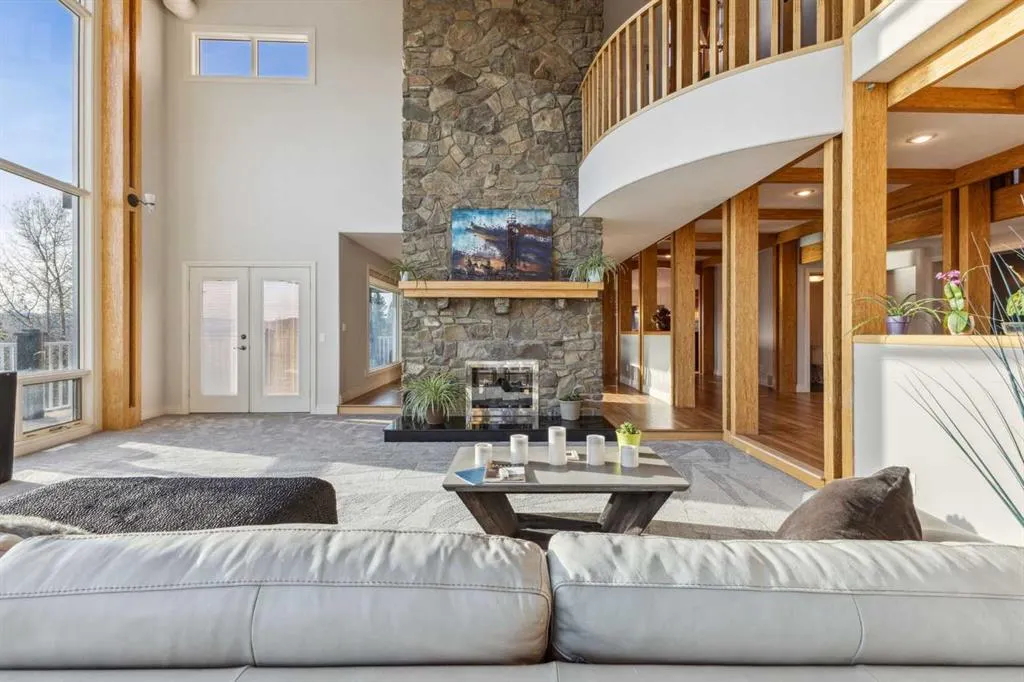 304075 Highway 549 W