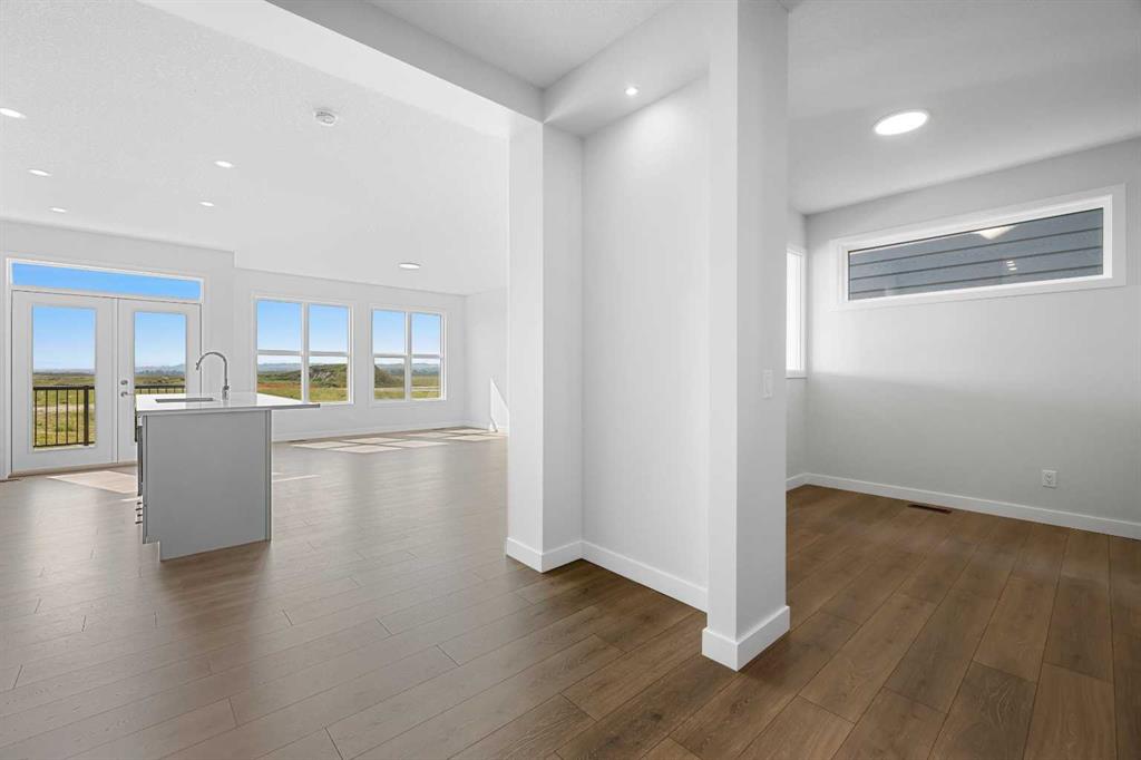 181 Legacy Reach Crescent SE