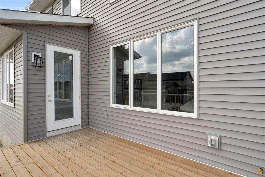 329 Cooperfield Rise