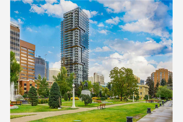 310 12 Avenue SW, Calgary