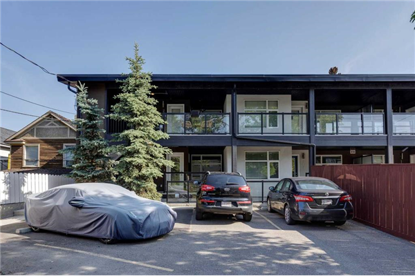 2815 17 Street SW, Calgary